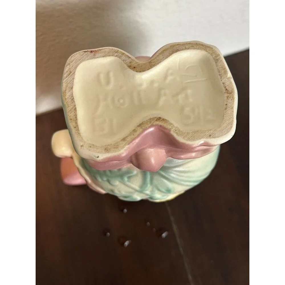 Vintage MCM Hull Pottery Bowknot B1 5 1/2